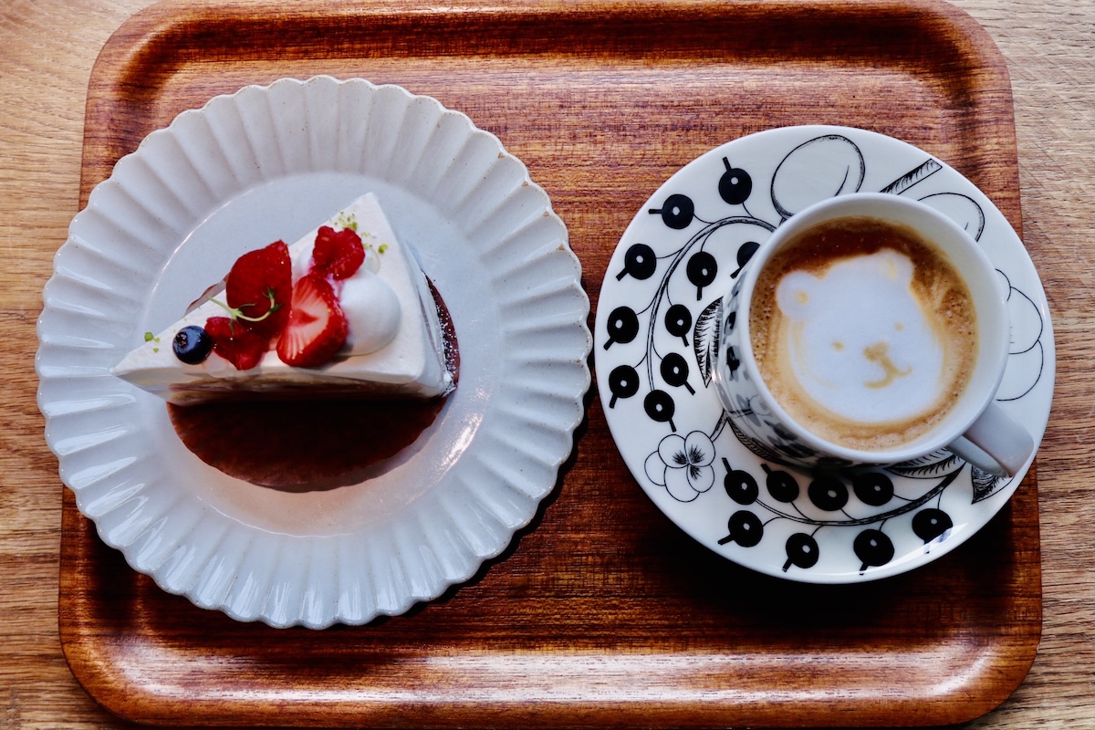 武蔵境のケーキ専門店 バトーアタルト おしゃれカフェでティータイム 吉祥寺ファンページ