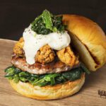 【終了】ヴィレッジヴァンガードダイナー、「牡蠣とほうれん草のグラタンバーガーフェア」販売開始へ