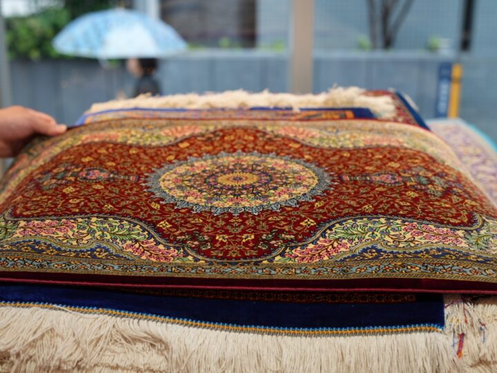 閉店セール70000→値引き！ペルシャ絨毯 ペルシャ絨毯 最大70％オフ - セール - すべての絨毯